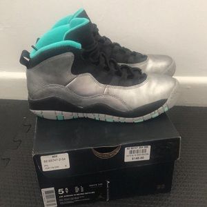 Air Jordan 10 Retro 30th BG Lady Liberty size 5.5 (GS)